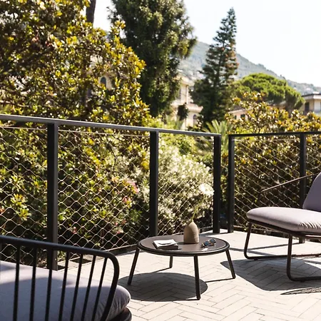 Capitolo Riviera Отель Генуя