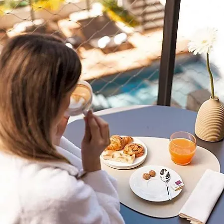 Szálloda Capitolo Riviera 5*