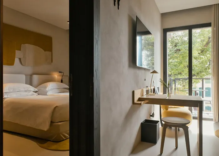 Capitolo Riviera Genova